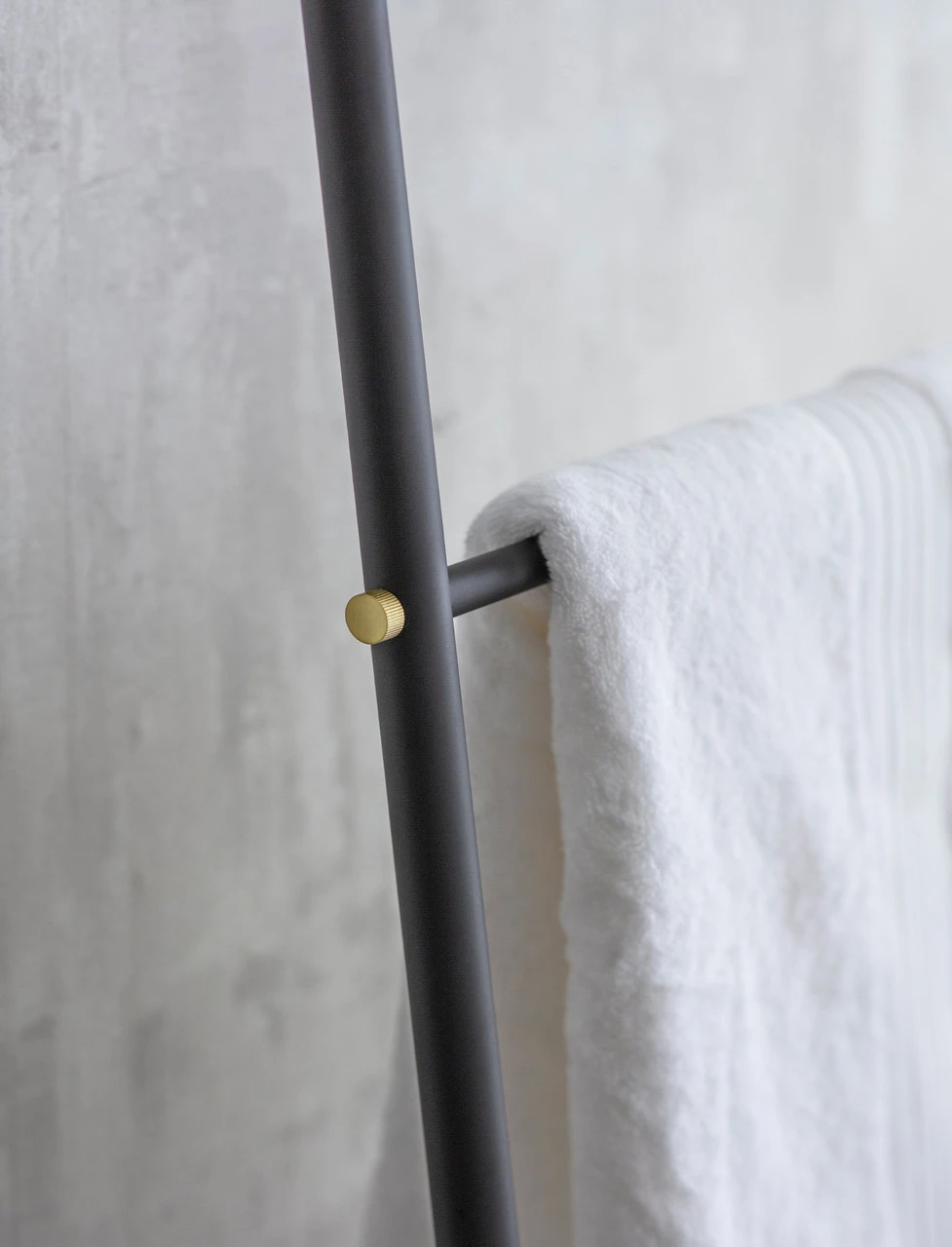 Adelphi Towel Ladder 4 Adelphi Towel Ladder - Image 2