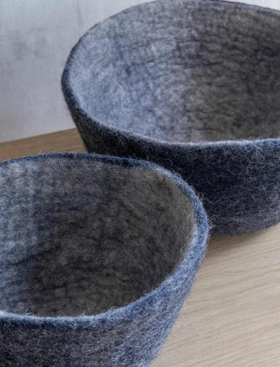 Set Of 2 Southwold Bowls - Ink 4 Set Of 2 Southwold Bowls - Ink - Image 2