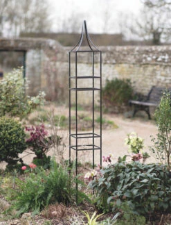 Charlbury Obelisk Plant Support - Small