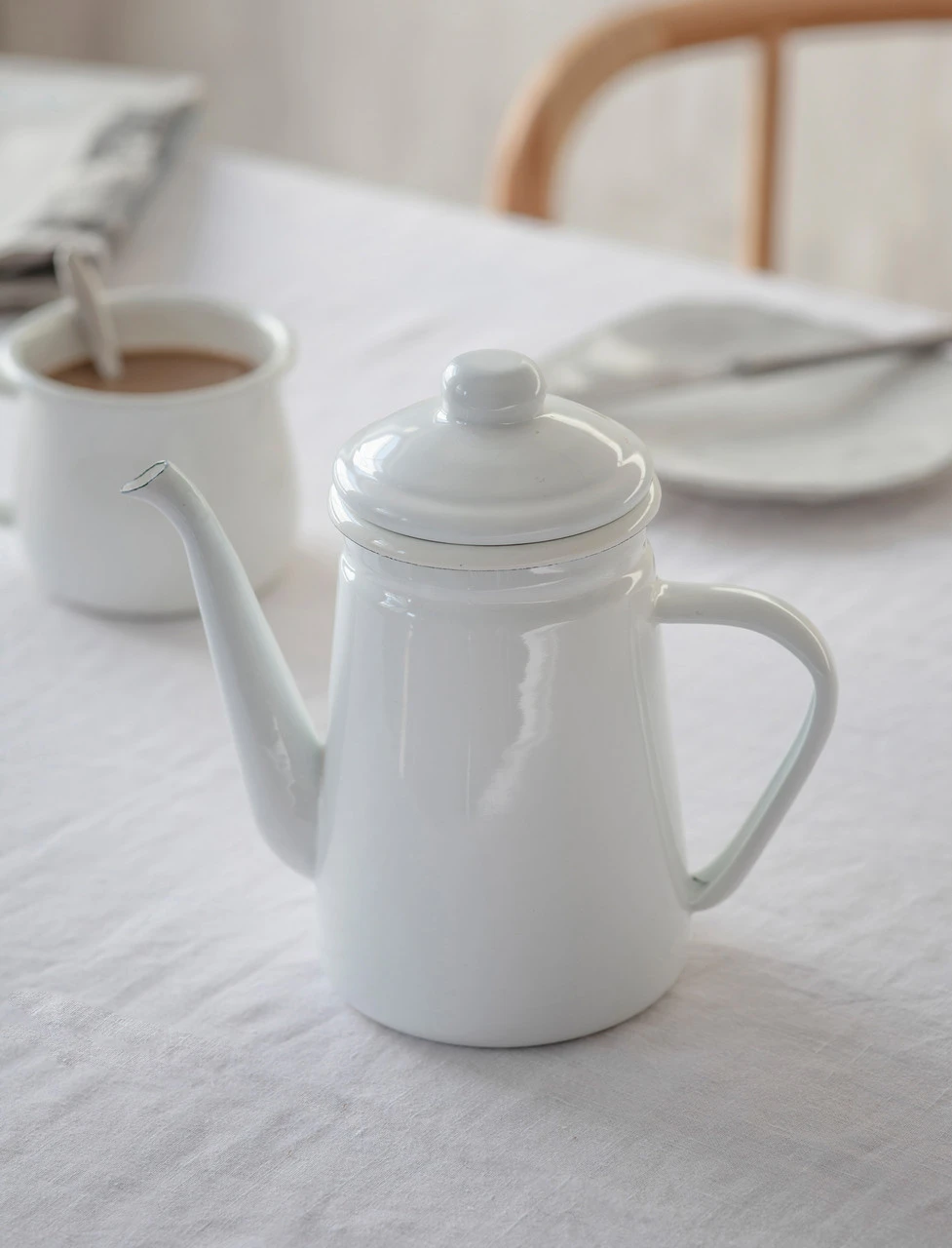 Enamel Coffee Pot - Warm White 3 Enamel Coffee Pot - Warm White