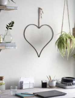 Farringdon Heart 12 Farringdon Heart -Modern Living Shop FHST01 portrait 2 47645.1692956190