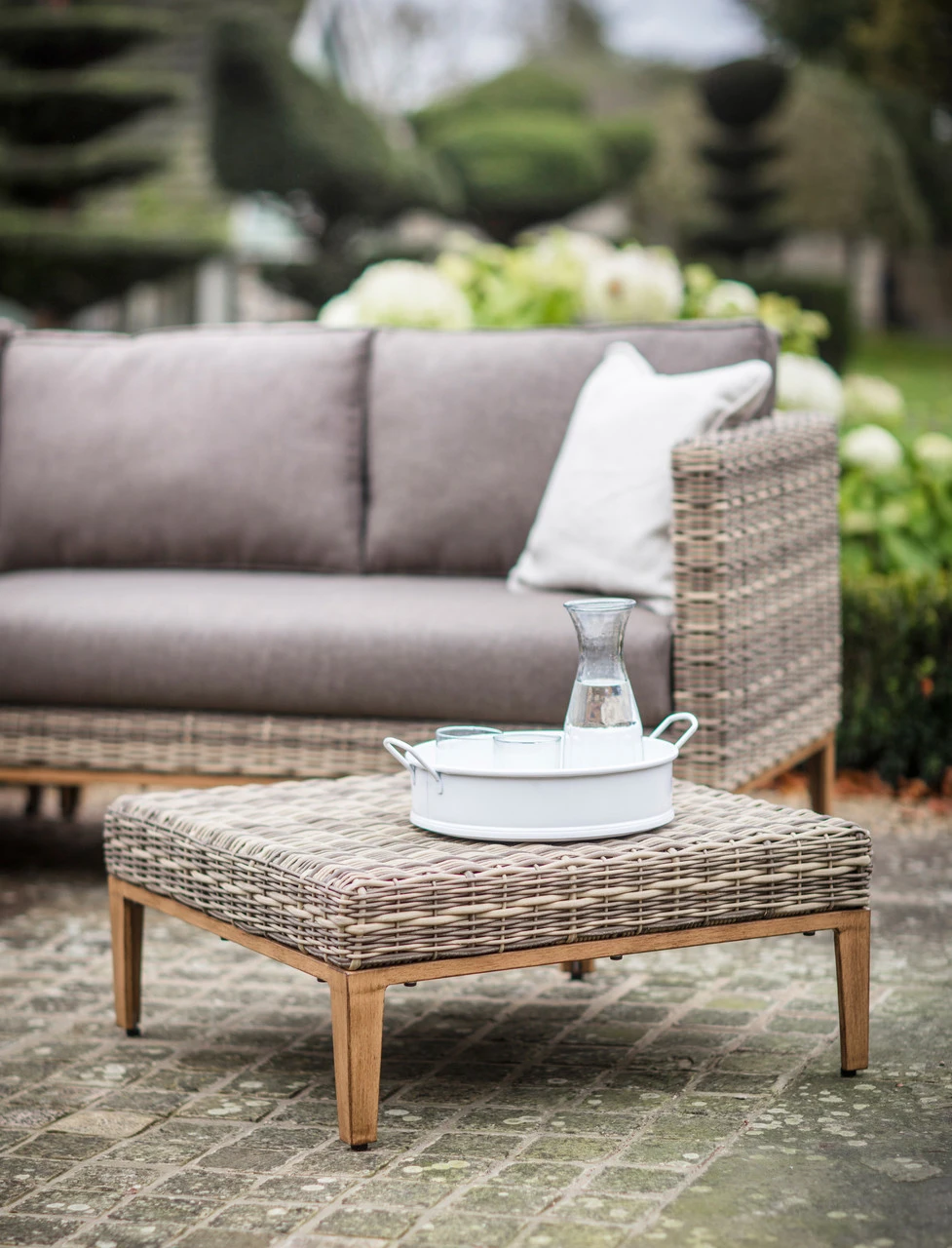 Walderton Corner Sofa Set 4 Walderton Corner Sofa Set - Image 2