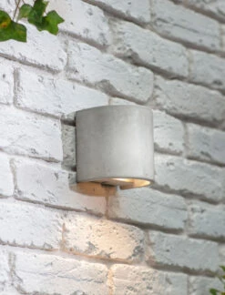 Kew Single Wall Light