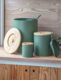Kinloch Pet Bin - Medium - Thistle Green -Modern Living Shop PBTH03 portrait 3 24562.1638477126