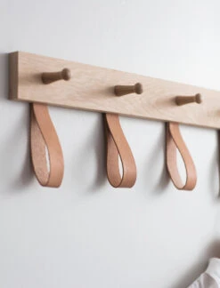 Kelston Peg Rail - 5 Peg 8 Kelston Peg Rail - 5 Peg -Modern Living Shop PROA02 portrait 2 70454.1638478355