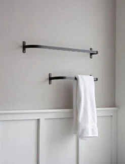 Farringdon Towel Rail - Small -Modern Living Shop TRST02 portrait 4 27425.1638485239