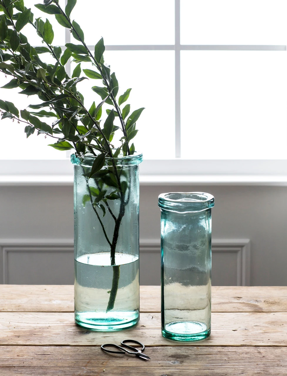 Wells Column Vase - Small 5 Wells Column Vase - Small - Image 3